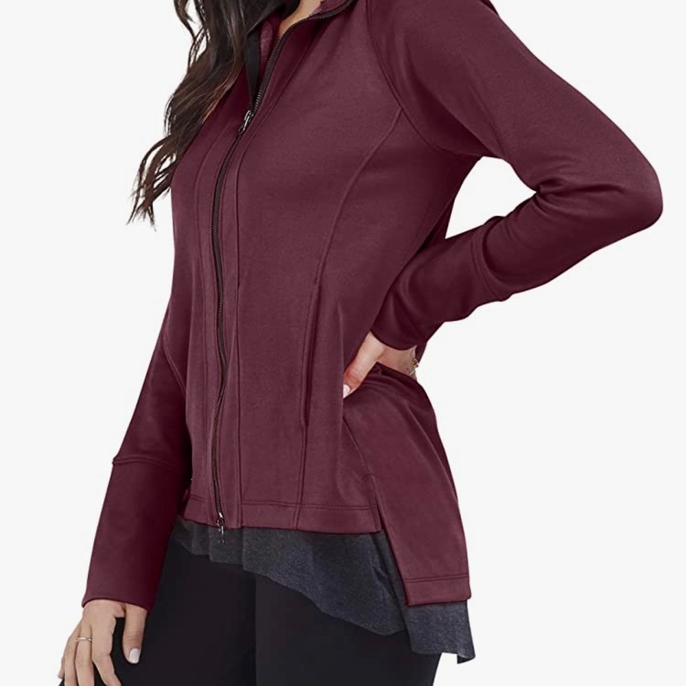 Sport Jacket: Fabric Type: 85% Polyester, 15% Cotton